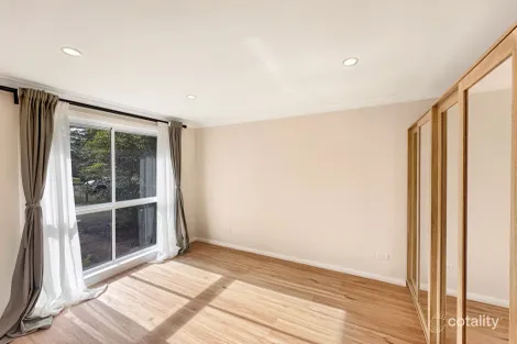 Property photo of 42 Hall Parade Hazelbrook NSW 2779