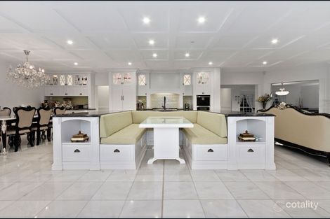 Property photo of 27/29-31 Cessnock Close Mermaid Waters QLD 4218