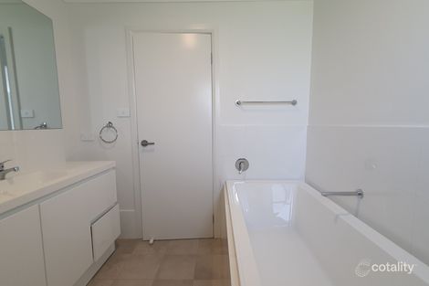 Property photo of 10 Vendetta Street Nowra NSW 2541