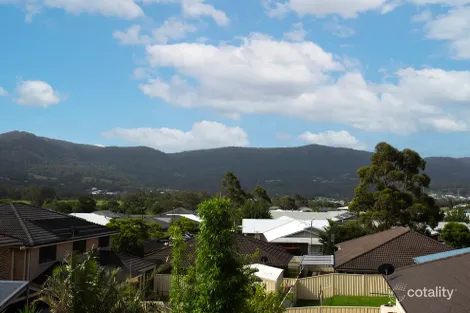 Property photo of 10 Norman Clark Crescent Horsley NSW 2530