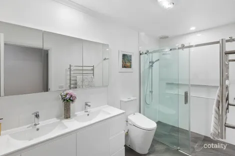Property photo of 1/17 Morton Street Box Hill South VIC 3128
