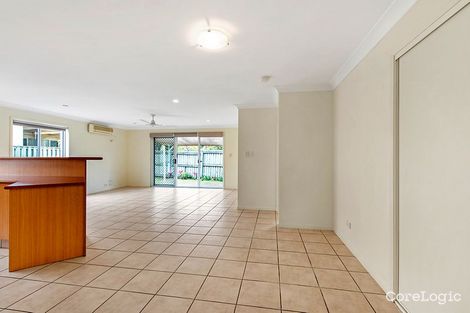 Property photo of 32 Madasin Close Arundel QLD 4214