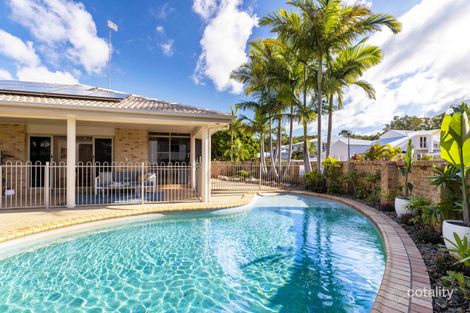 Property photo of 2 Admiralty Drive Alexandra Headland QLD 4572