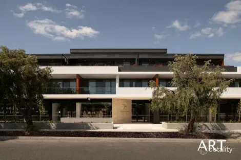 302/9 Bradshaw Cres, Manning, WA 6152