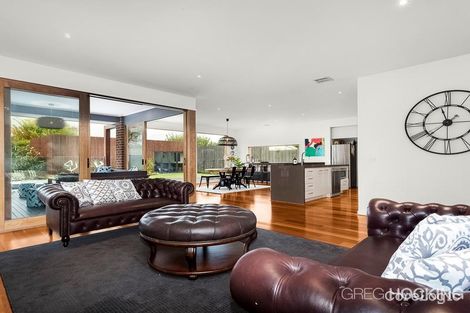 Property photo of 14 Emu Avenue Altona VIC 3018