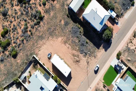 Property photo of 11 Terry Deschamps Way Denham WA 6537