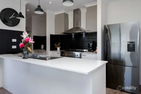 Property photo of 3 Aspect Boulevard Broadford VIC 3658