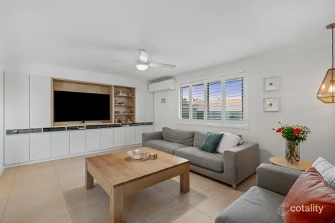 Property photo of 5 Gunsynd Drive Dakabin QLD 4503