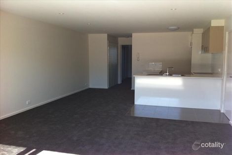 Property photo of 18/39 Jerrabomberra Avenue Narrabundah ACT 2604