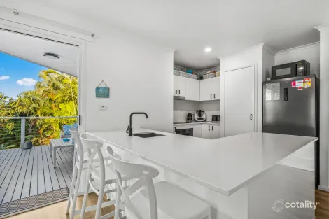 Property photo of 32 Yvonne Street Highworth QLD 4560