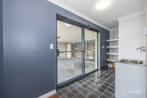 Property photo of 75 Brixton Crescent Ellenbrook WA 6069