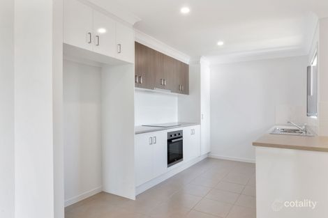 Property photo of 27 Cairnlea Drive Pimpama QLD 4209