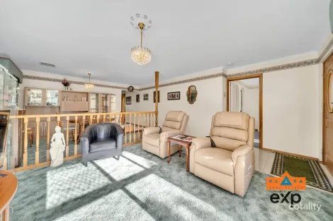 Property photo of 33 Howell Road Parafield Gardens SA 5107