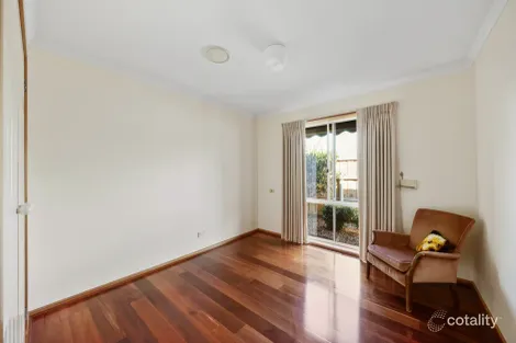 Property photo of 8 Stafford Drive Sale VIC 3850