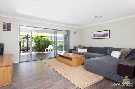 Property photo of 28 Lochiel Street Kenmore QLD 4069