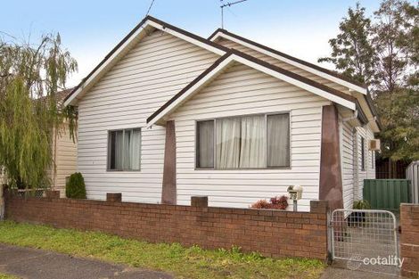 29 Gulliver St, Hamilton, NSW 2303