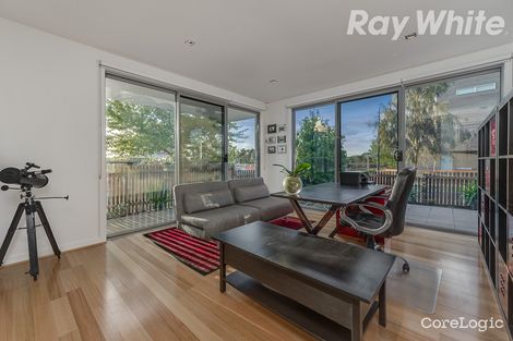 Property photo of 30 Chancellor Avenue Bundoora VIC 3083