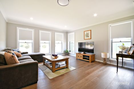 Property photo of 1 Magnolia Boulevard Dubbo NSW 2830