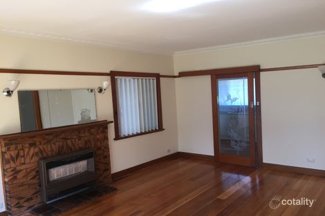 Property photo of 2 Farm Road Oakleigh South VIC 3167