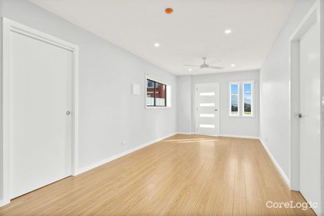 Property photo of 39 Staff Road Unanderra NSW 2526