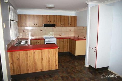 Property photo of 8 Charmian Place Rosemeadow NSW 2560