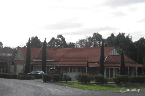 Property photo of 11 Greenock Court Greenvale VIC 3059
