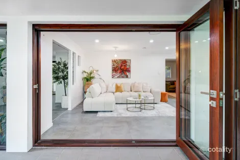 10 Allunga Ct, Mooloolaba, QLD 4557