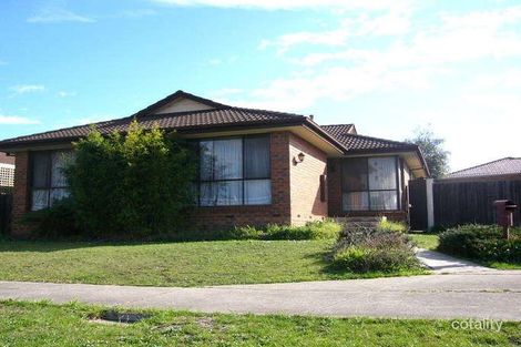 Property photo of 10 Oakbank Avenue Mill Park VIC 3082