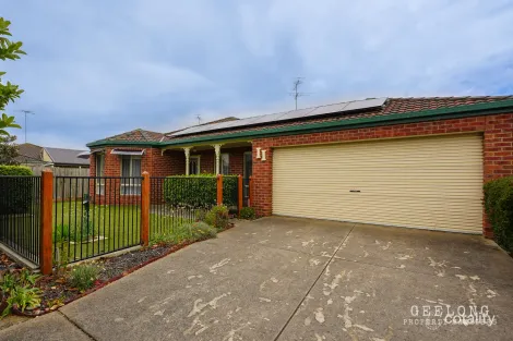 11 Barry Ct, Grovedale, VIC 3216