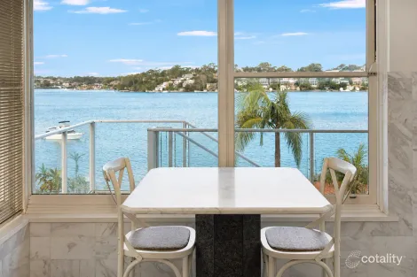 Property photo of 215 Queens Road Connells Point NSW 2221
