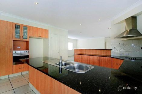 Property photo of 536 Oyster Cove Promenade Helensvale QLD 4212