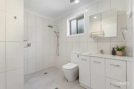 Property photo of 17 Watkins Drive Moss Vale NSW 2577