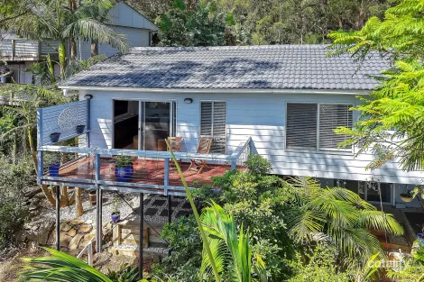Property photo of 111 Oceano Street Copacabana NSW 2251