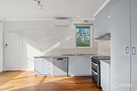 Property photo of 18 Wimpole Crescent Bellfield VIC 3081