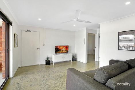 Property photo of 18 Garden Street Southport QLD 4215