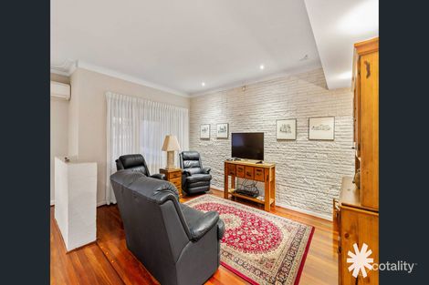 Property photo of 11 Woodrow Avenue Yokine WA 6060