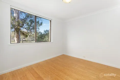 Property photo of 1/16 Walsh Place Curtin ACT 2605