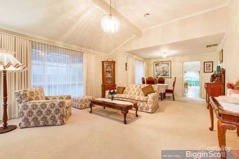 Property photo of 73 Tarongo Drive Aspendale VIC 3195