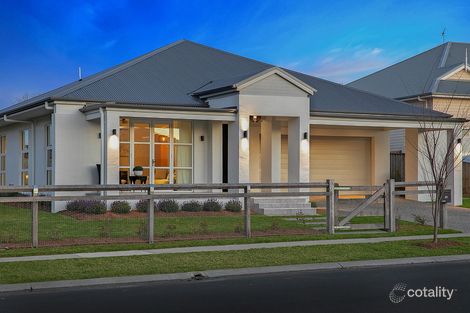 28 Sir James Fairfax Cct, Bowral, NSW 2576