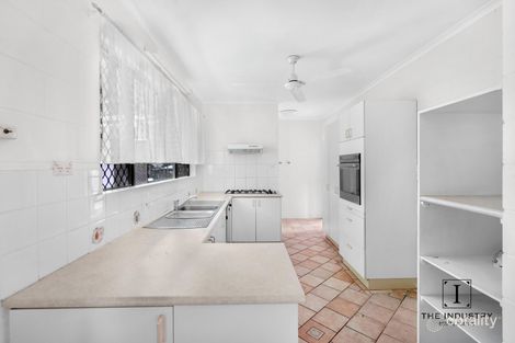 Property photo of 5 Linden Street Clifton Beach QLD 4879