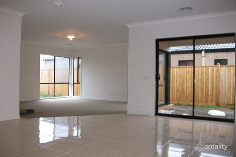 Property photo of 28 Viola Avenue Point Cook VIC 3030