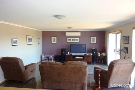 Property photo of 7 Garden Circle Berrambool NSW 2548