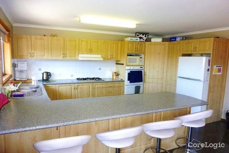 Property photo of 7 Garden Circle Berrambool NSW 2548