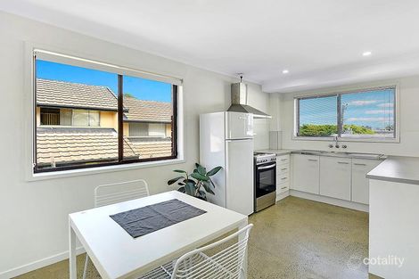 Property photo of 18 Garden Street Southport QLD 4215