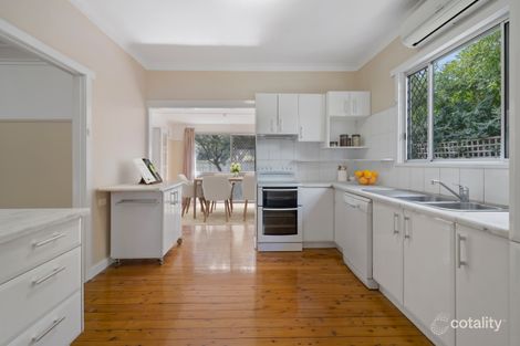 Property photo of 28 Rhyde Street Mount Lofty QLD 4350