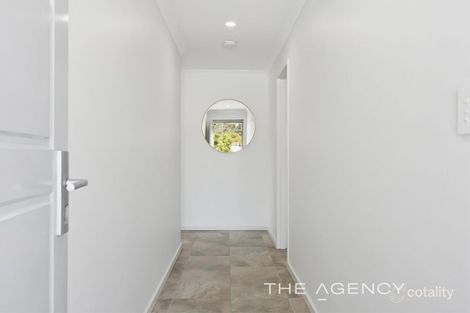 Property photo of 4A Plane Court Beldon WA 6027