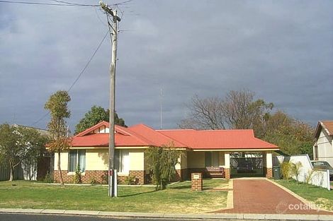 17 Boyalla St, Carey Park, WA 6230