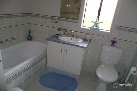 Property photo of 15 Lyric Close Murray Bridge SA 5253