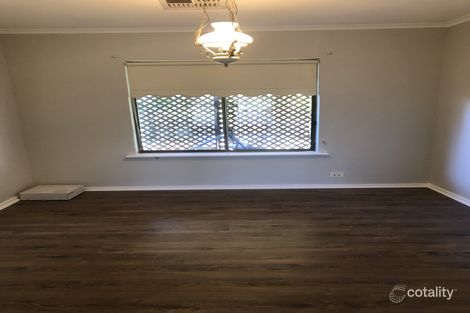Property photo of 12 Westbrook Avenue Loxton SA 5333