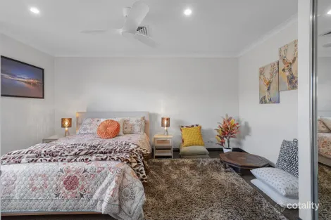 Property photo of 11 Hanbury Loop Success WA 6164